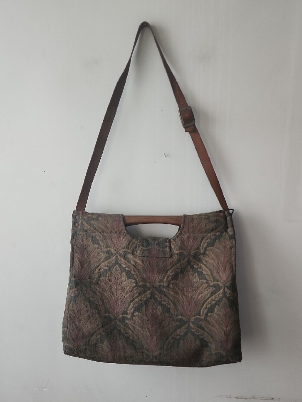 Tapestry Pattern Messenger Bag with Green Interior - Picture 9 of 15